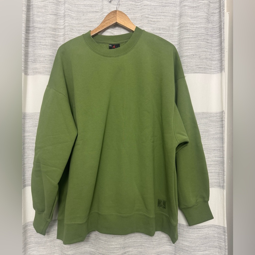 Air Jordan Women’s Flight Oversized Fit Fleece Crewneck Sweatshirt Lt Olive